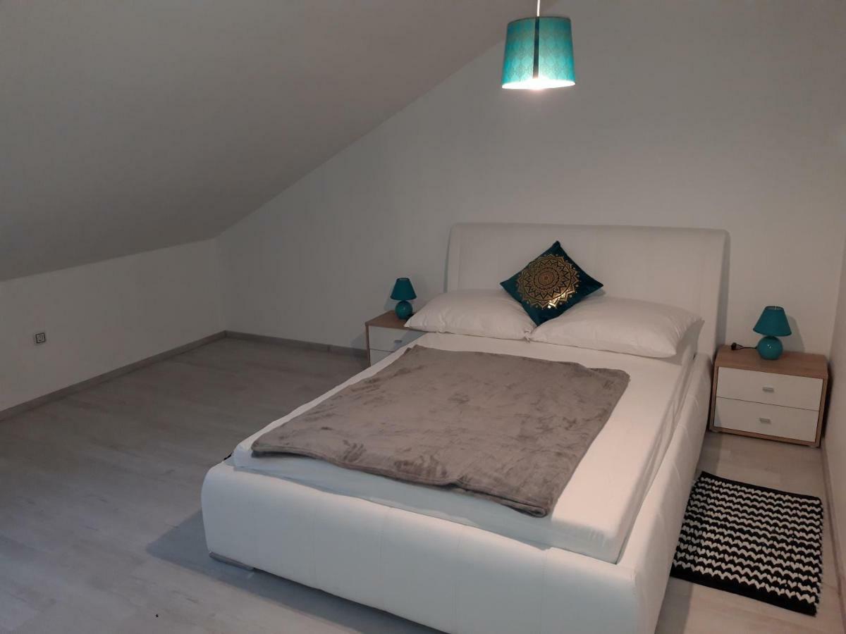 Apartman Mohenski Zagabria Esterno foto